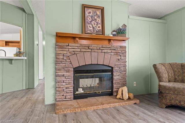 1058 Pearl Court, Randleman, NC 27317