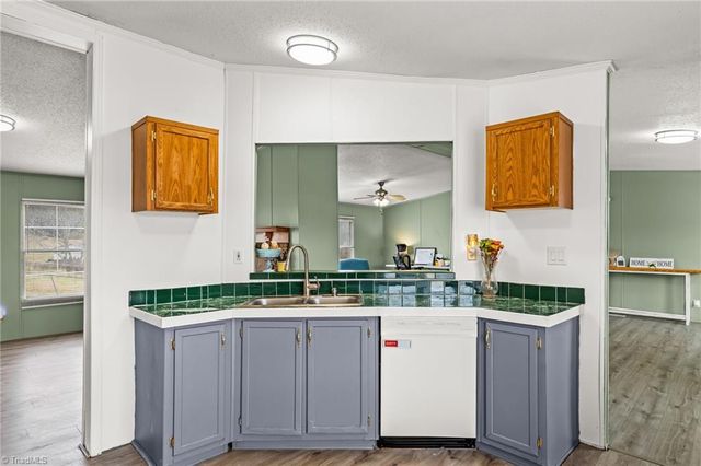 1058 Pearl Court, Randleman, NC 27317