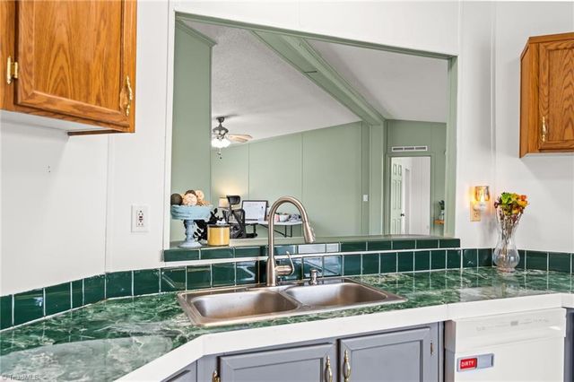 1058 Pearl Court, Randleman, NC 27317