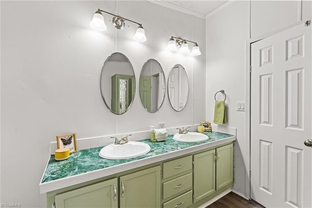 1058 Pearl Court, Randleman, NC 27317