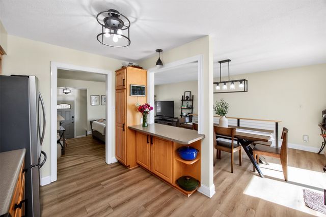 7004 Twana Drive, Urbandale, IA 50322