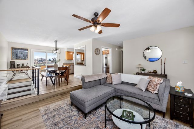 7004 Twana Drive, Urbandale, IA 50322