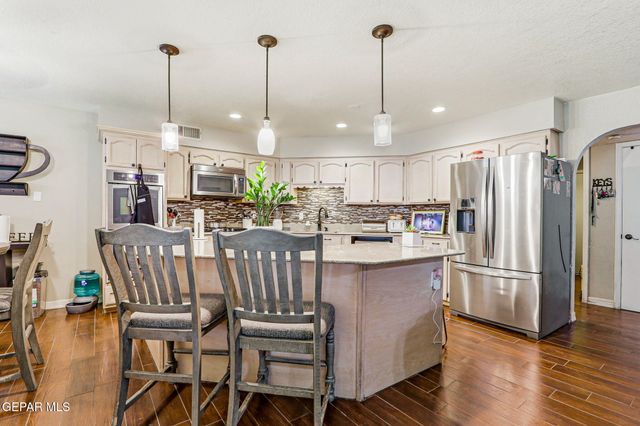 1221 BELVIDERE Street, El Paso, TX 79912