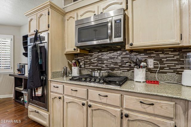 1221 BELVIDERE Street, El Paso, TX 79912