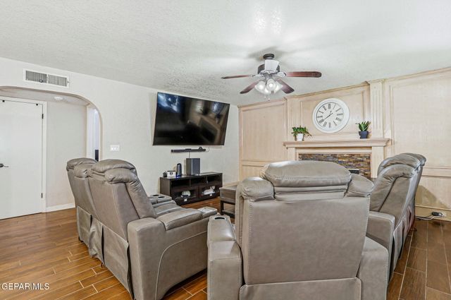 1221 BELVIDERE Street, El Paso, TX 79912