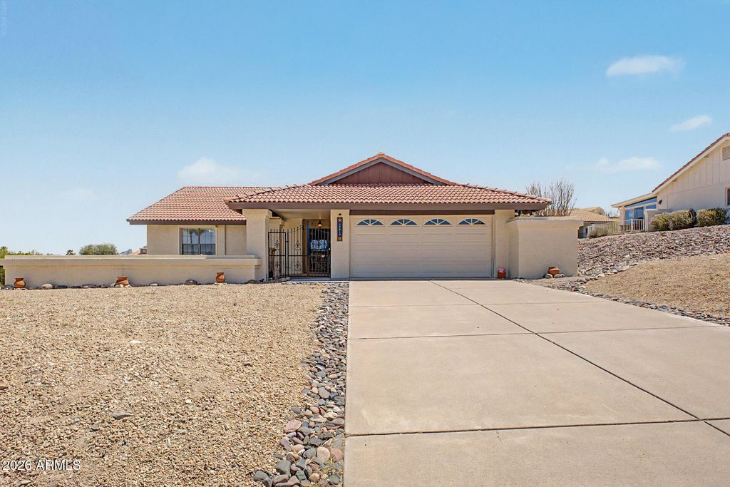 15813 E EL LAGO Boulevard, Fountain Hills, AZ 85268