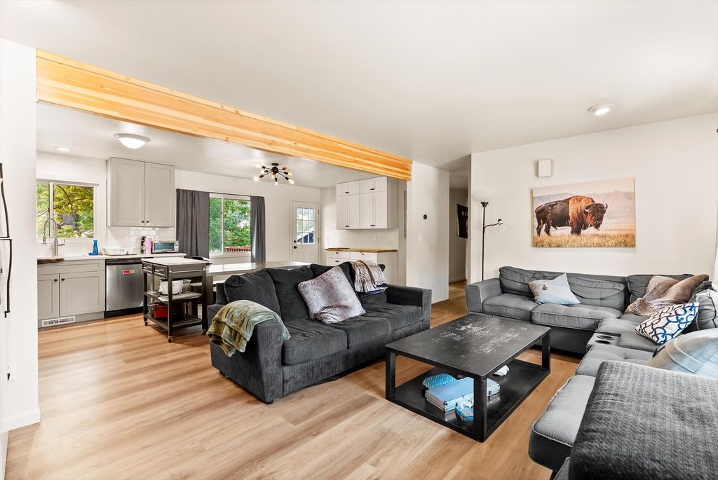 215 Dixon Avenue, Missoula, MT 59801 photo 5
