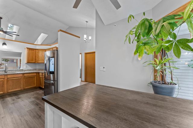 1140 Trenton Circle N, Plymouth, MN 55441