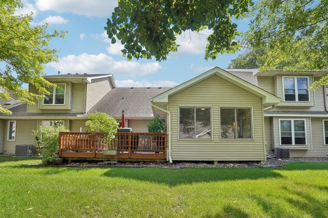 1140 Trenton Circle N, Plymouth, MN 55441