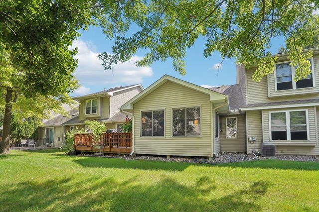 1140 Trenton Circle N, Plymouth, MN 55441