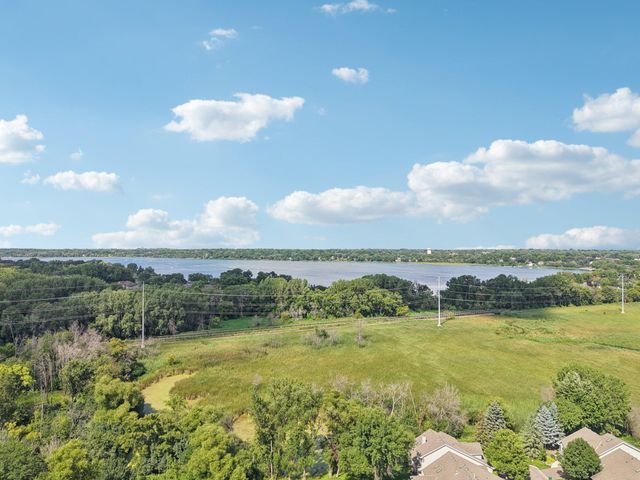 1140 Trenton Circle N, Plymouth, MN 55441