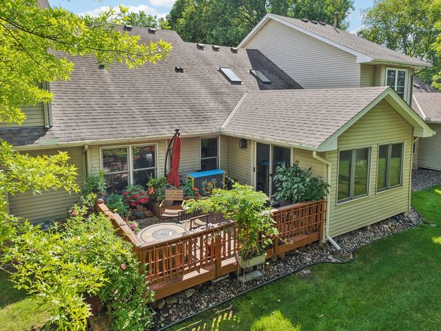 1140 Trenton Circle N, Plymouth, MN 55441