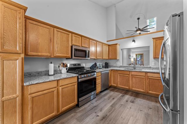 1140 Trenton Circle N, Plymouth, MN 55441