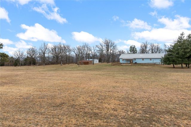 7590 Orchard Pt, Harrison, AR 72601