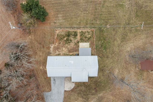 7590 Orchard Pt, Harrison, AR 72601