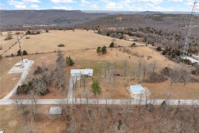 7590 Orchard Pt, Harrison, AR 72601