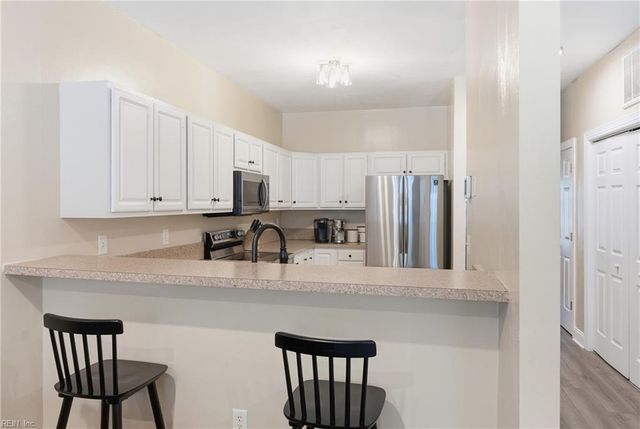 200 Maple AVE, Norfolk, VA 23503