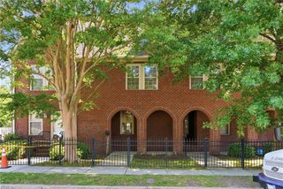200 Maple AVE, Norfolk, VA 23503