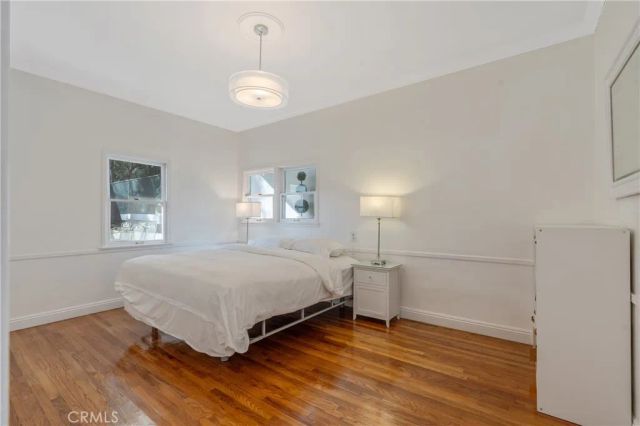 1325 E Altadena, Altadena, CA 91001