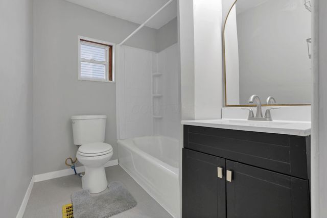 3217 Main Street, Dayton, OH 45439