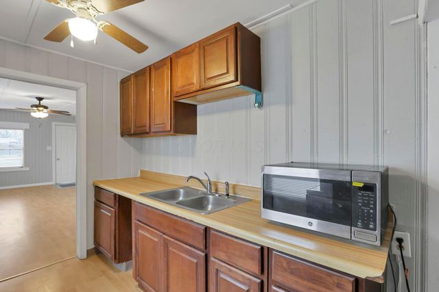 3217 Main Street, Dayton, OH 45439