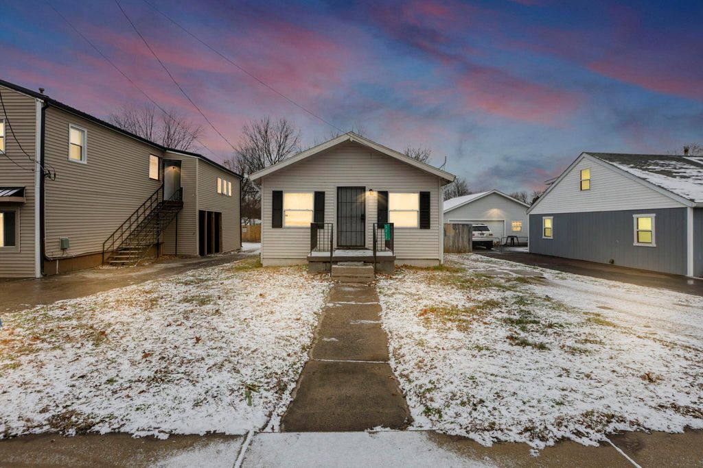 3217 Main Street, Dayton, OH 45439