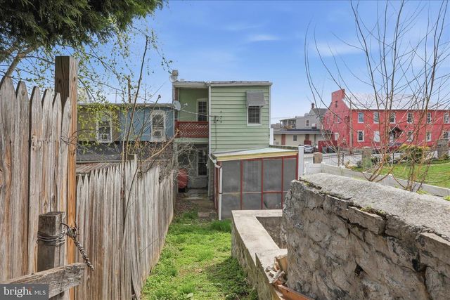 112 N CONOCOCHEAGUE ST, Williamsport, MD 21795
