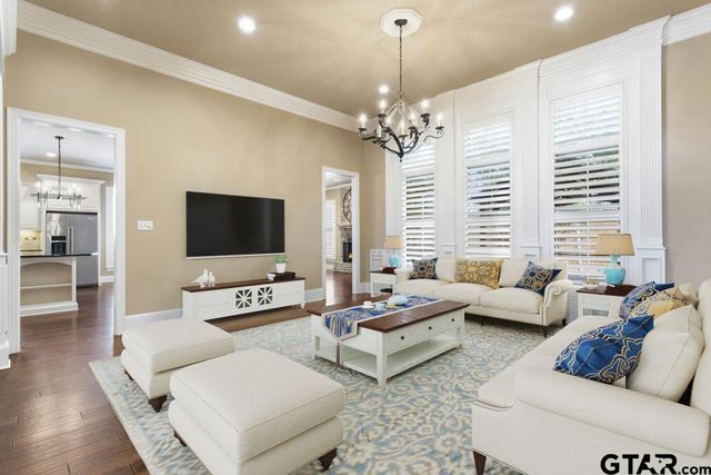 6530 Ashmore Ln, Tyler, TX 75703