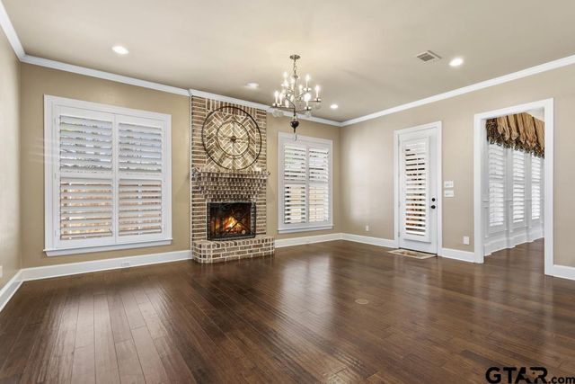 6530 Ashmore Ln, Tyler, TX 75703