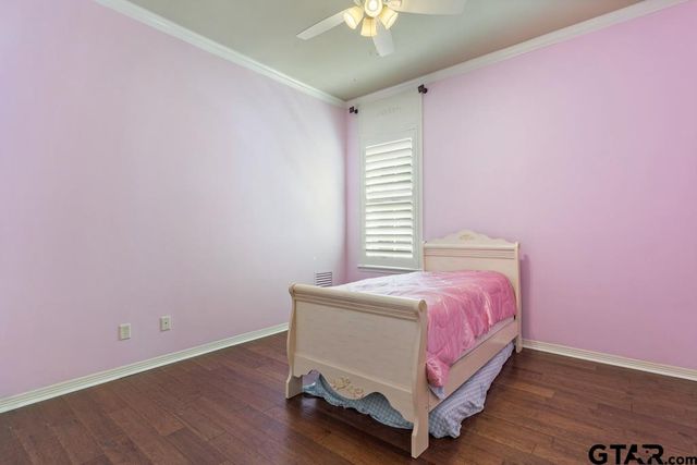 6530 Ashmore Ln, Tyler, TX 75703