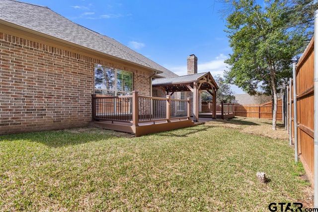 6530 Ashmore Ln, Tyler, TX 75703