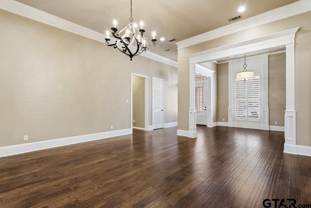 6530 Ashmore Ln, Tyler, TX 75703