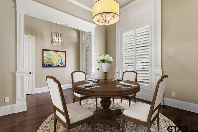 6530 Ashmore Ln, Tyler, TX 75703