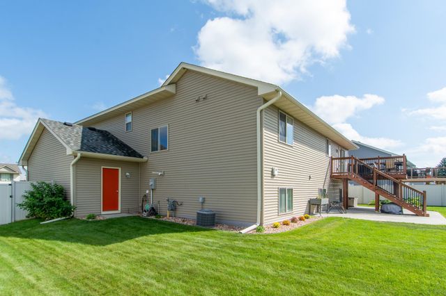 9159 Wolves Street, Brainerd, MN 56401