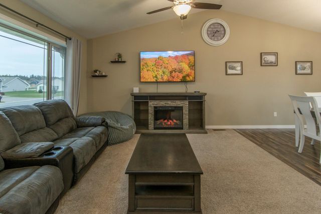 9159 Wolves Street, Brainerd, MN 56401