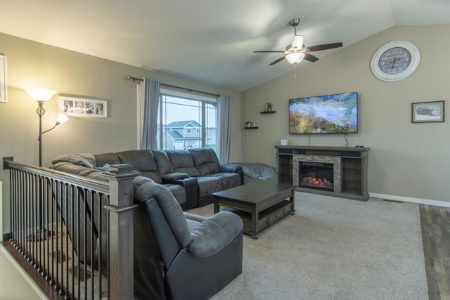 9159 Wolves Street, Brainerd, MN 56401