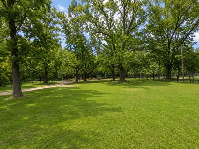 7634 Hwy 75 S S, Huntsville, TX 77320