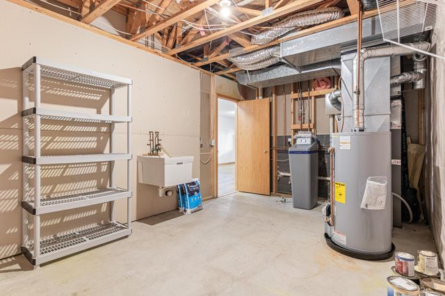 5540 Nathan Lane N 2, Plymouth, MN 55442