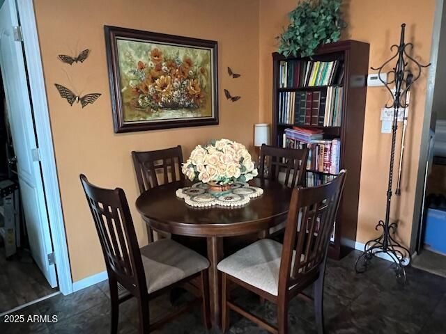 225 S Knee Deep Loop 233, Sierra Vista, AZ 85635