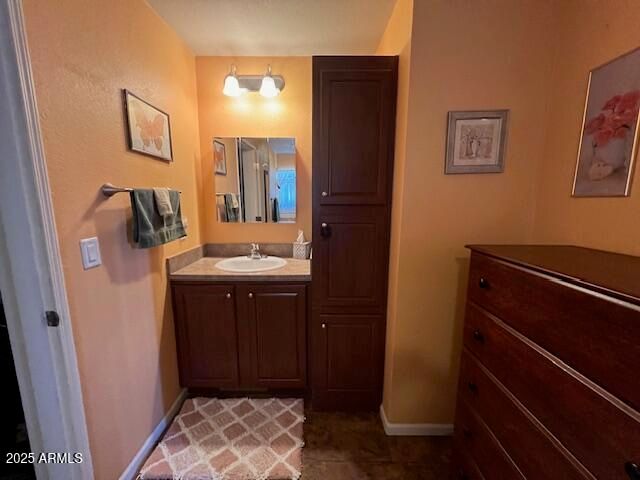 225 S Knee Deep Loop 233, Sierra Vista, AZ 85635