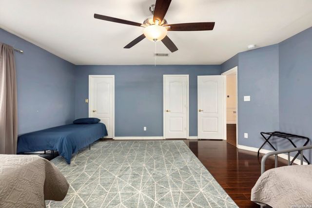 9106 Thomas York, San Antonio, TX 78251