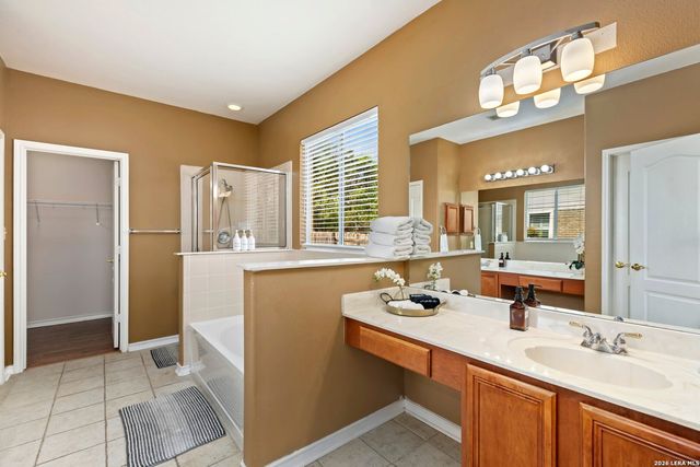 9106 Thomas York, San Antonio, TX 78251