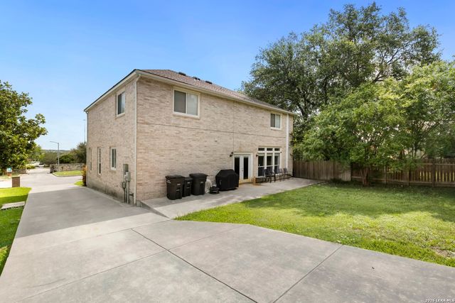 9106 Thomas York, San Antonio, TX 78251