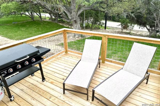 159 TWIN ELM DR, Canyon Lake, TX 78133