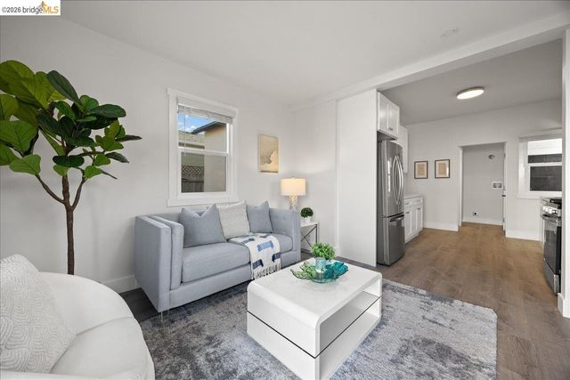 1261 61St St, Emeryville, CA 94608