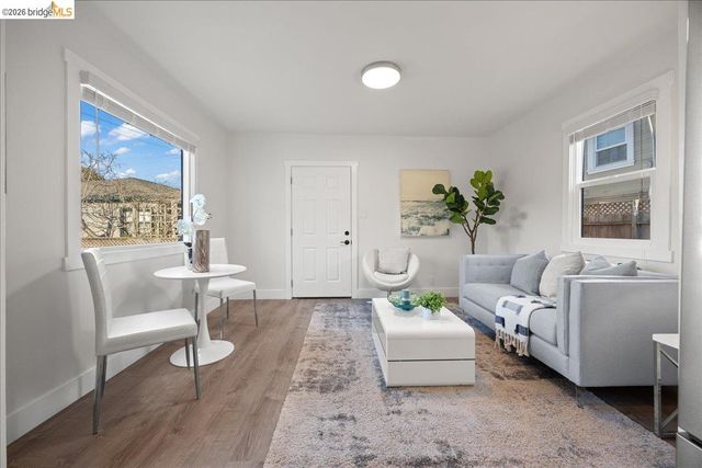 1261 61St St, Emeryville, CA 94608