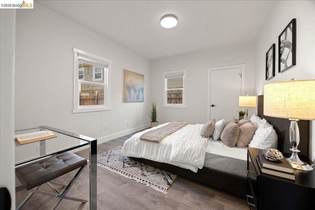 1261 61St St, Emeryville, CA 94608