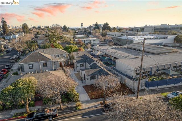 1261 61St St, Emeryville, CA 94608
