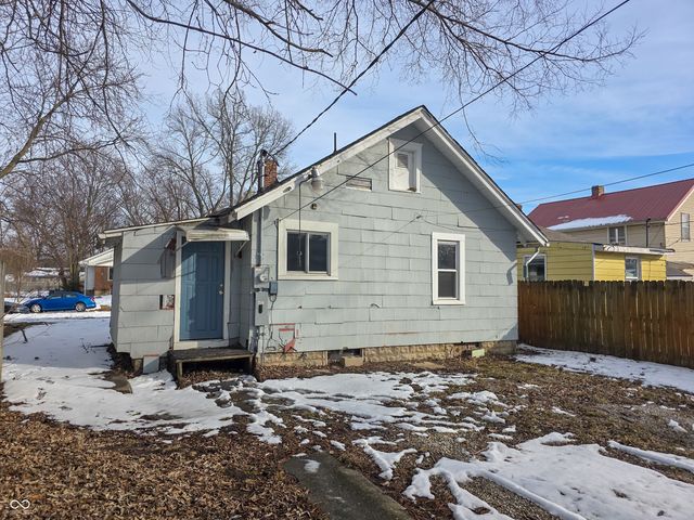 2615 S 8th Street, Terre Haute, IN 47802