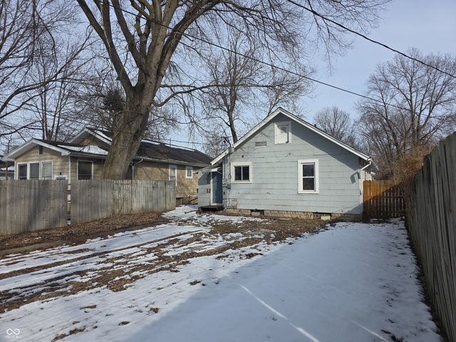 2615 S 8th Street, Terre Haute, IN 47802